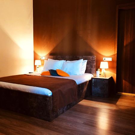 Hotel Nabadi Tbilisi Ngoại thất bức ảnh