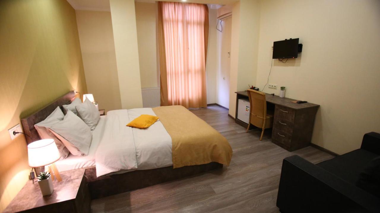 Hotel Nabadi Tbilisi Ngoại thất bức ảnh