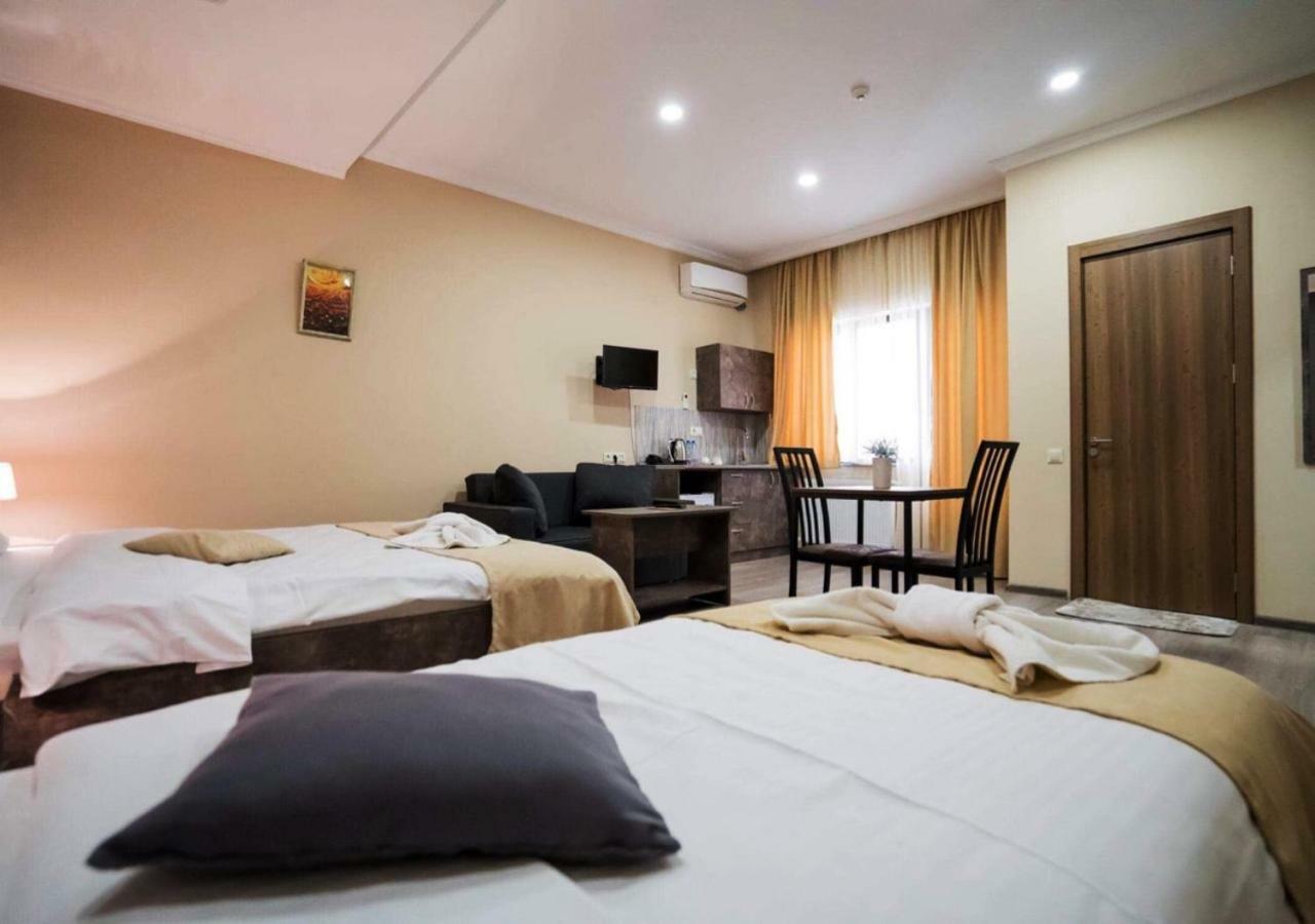 Hotel Nabadi Tbilisi Ngoại thất bức ảnh