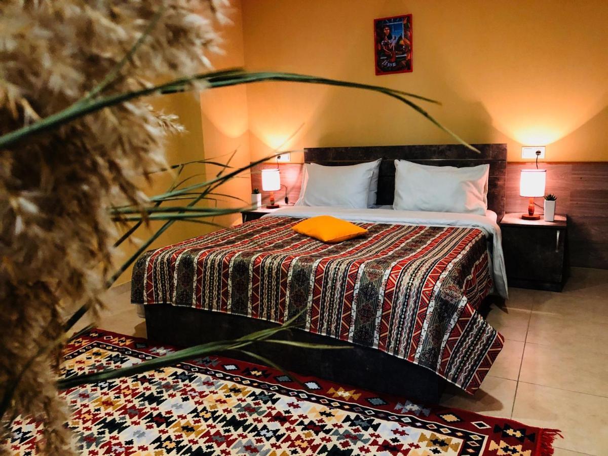 Hotel Nabadi Tbilisi Ngoại thất bức ảnh